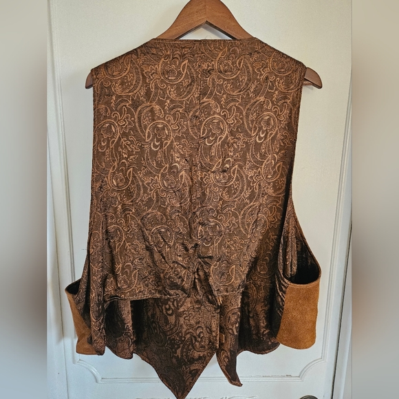 Vintage Leather Westernwear Vest - Picture 4 of 8